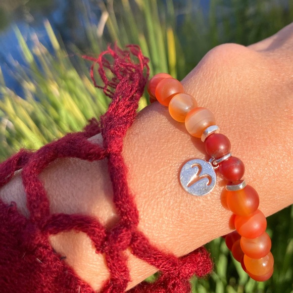 Matte Fire Agate ♈️ Aries Zodiac Bracelet - Picture 1 of 8